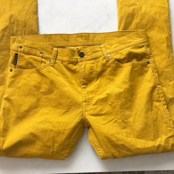 Men’s DIESEL 55DSL Pyrons Slim Skinny mustard colour corduroy pants. Size 33. - Picture 9 of 16
